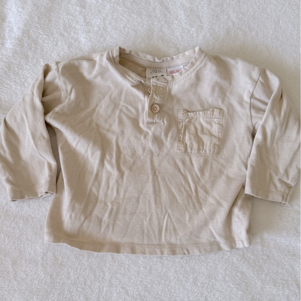 zara kids long sleeve henley • 12-18mos